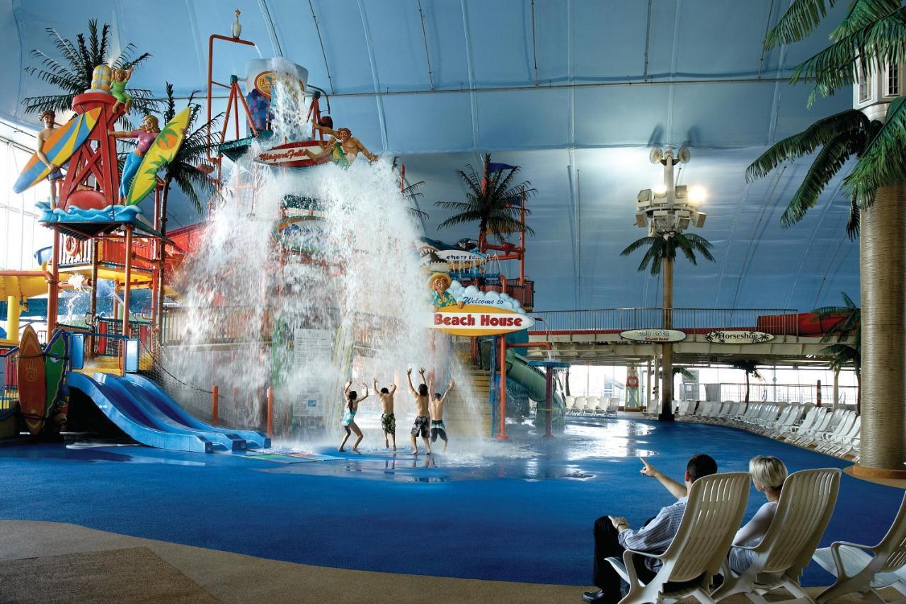 Skyline Hotel & Waterpark Niagara Falls Esterno foto